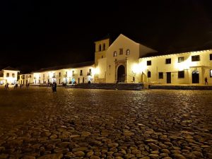 villadeleyva-noche
