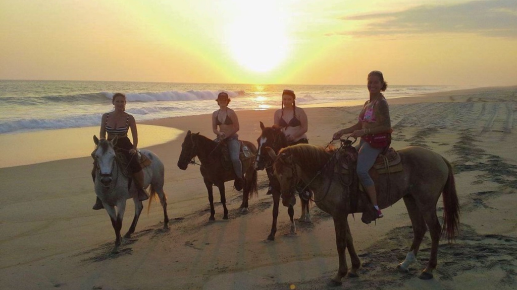 Tour Paseo A Caballo Por La Playa