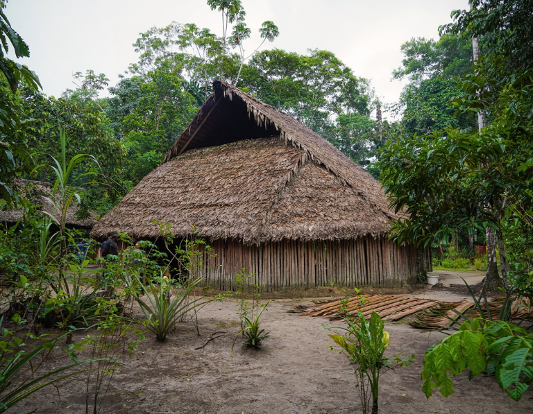 Tour Amazonas Yahuarcaca y Ticunas