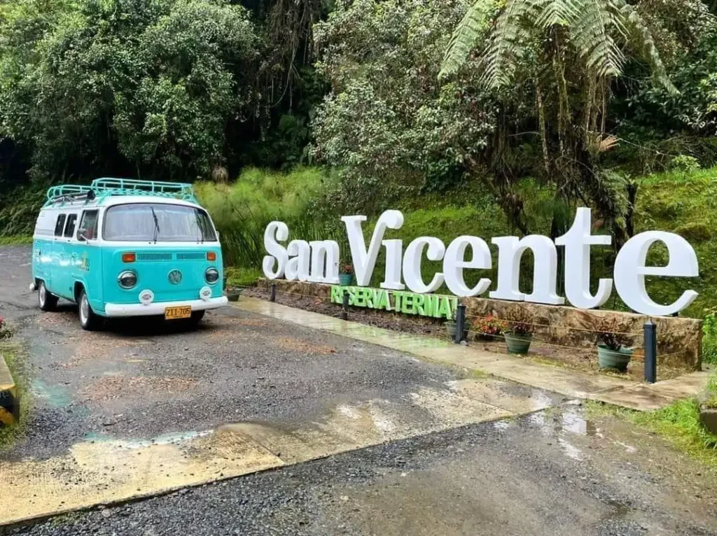 Tour Termales San Vicente