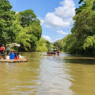 Tour Balsaje Río La Vieja
