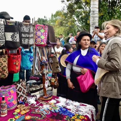 Tour-Mercado-Indígena-en-Silva-_5_