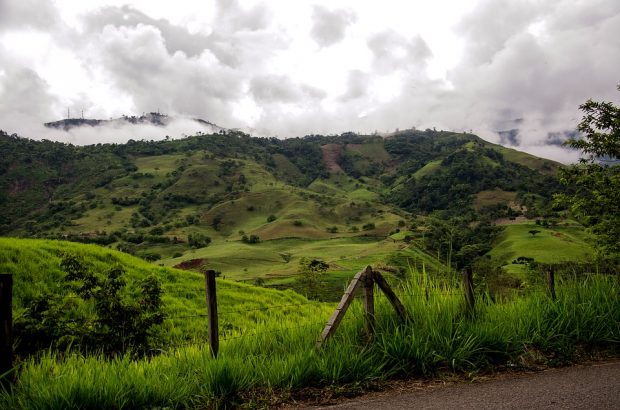 como-viajar-a-colombia-con-criptomonedas​